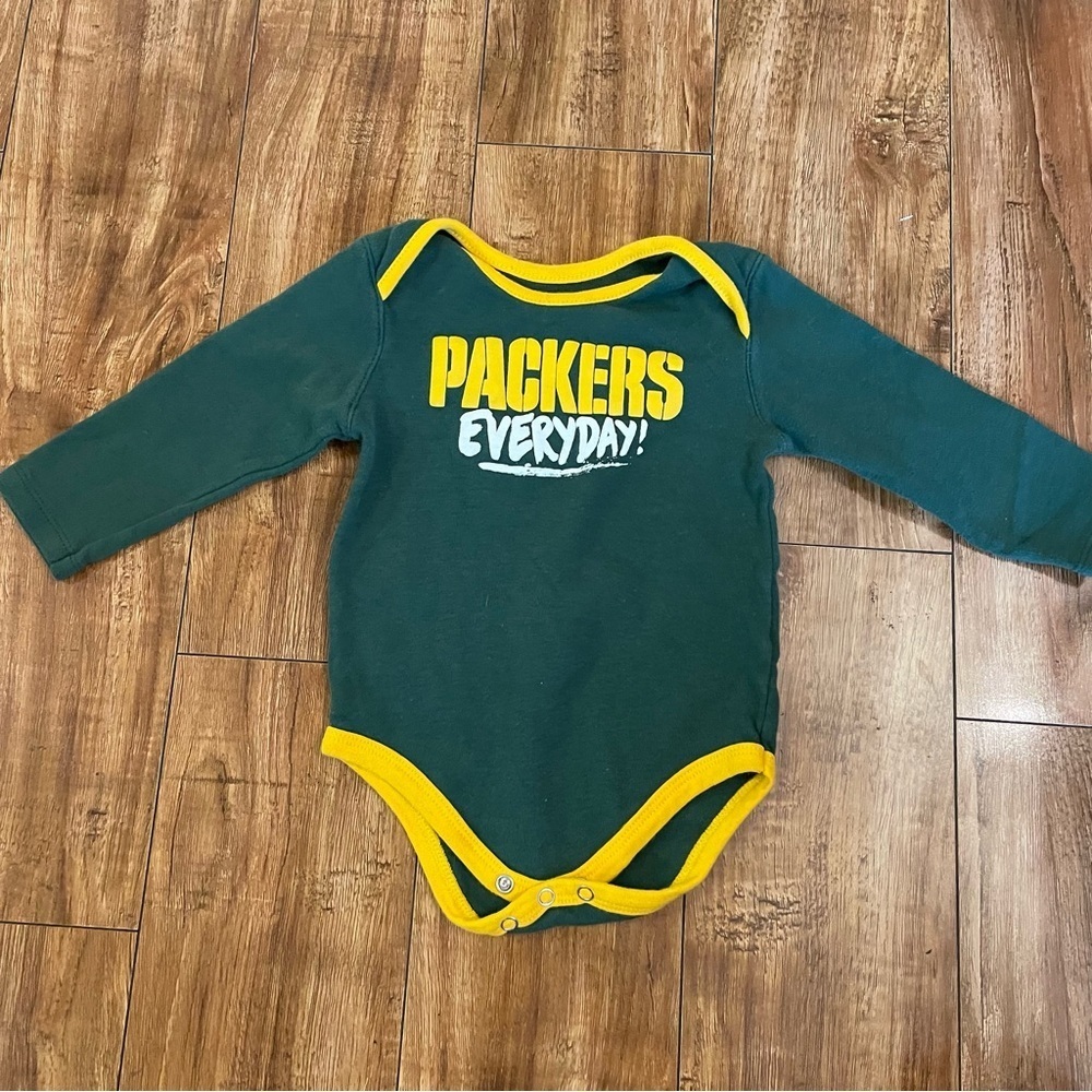 NFL GREEN BAY PACKERS Kids Green Yellow Onesie Size 18 Months